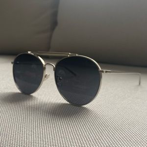 Silver Aviator Sunglasses - Unisex